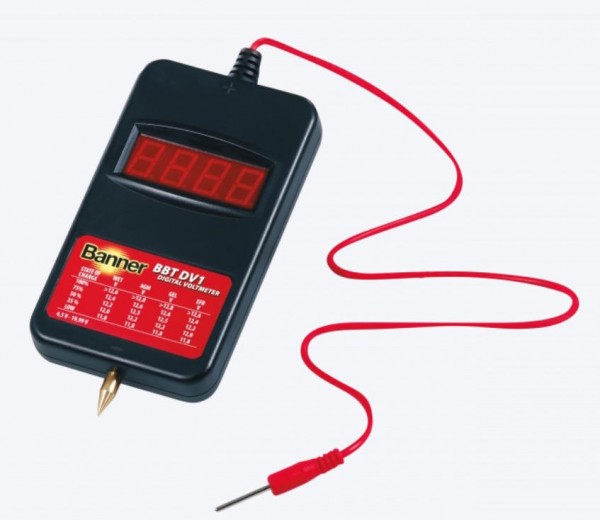 Banner BBT Digitales Voltmeter DV1